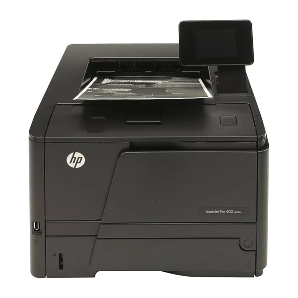 این تصویر یک دستگاه پرینتر HP M401DN با رنگ مشکی را نشان می دهد که دارای صفحه تاچ است.